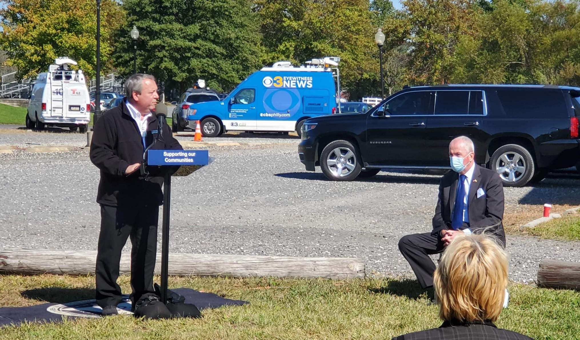 580F3DDC-C67A-4848-AAC6-76EA263B86F3